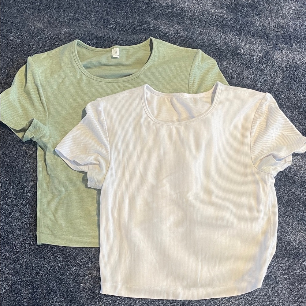 Green and White Short Sleeve T-Shirts